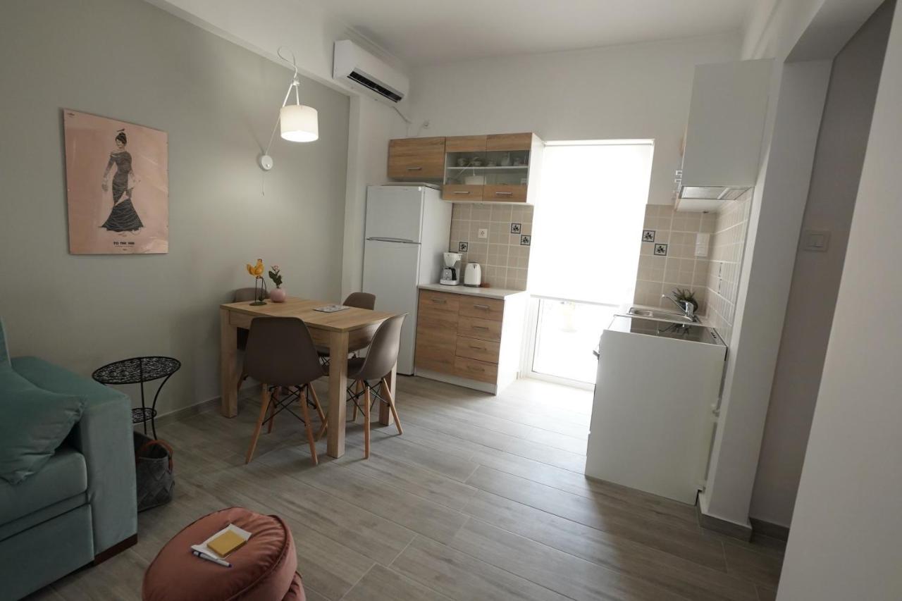 Athens Central Apartment 2 Mins To Metro Atenas Exterior foto