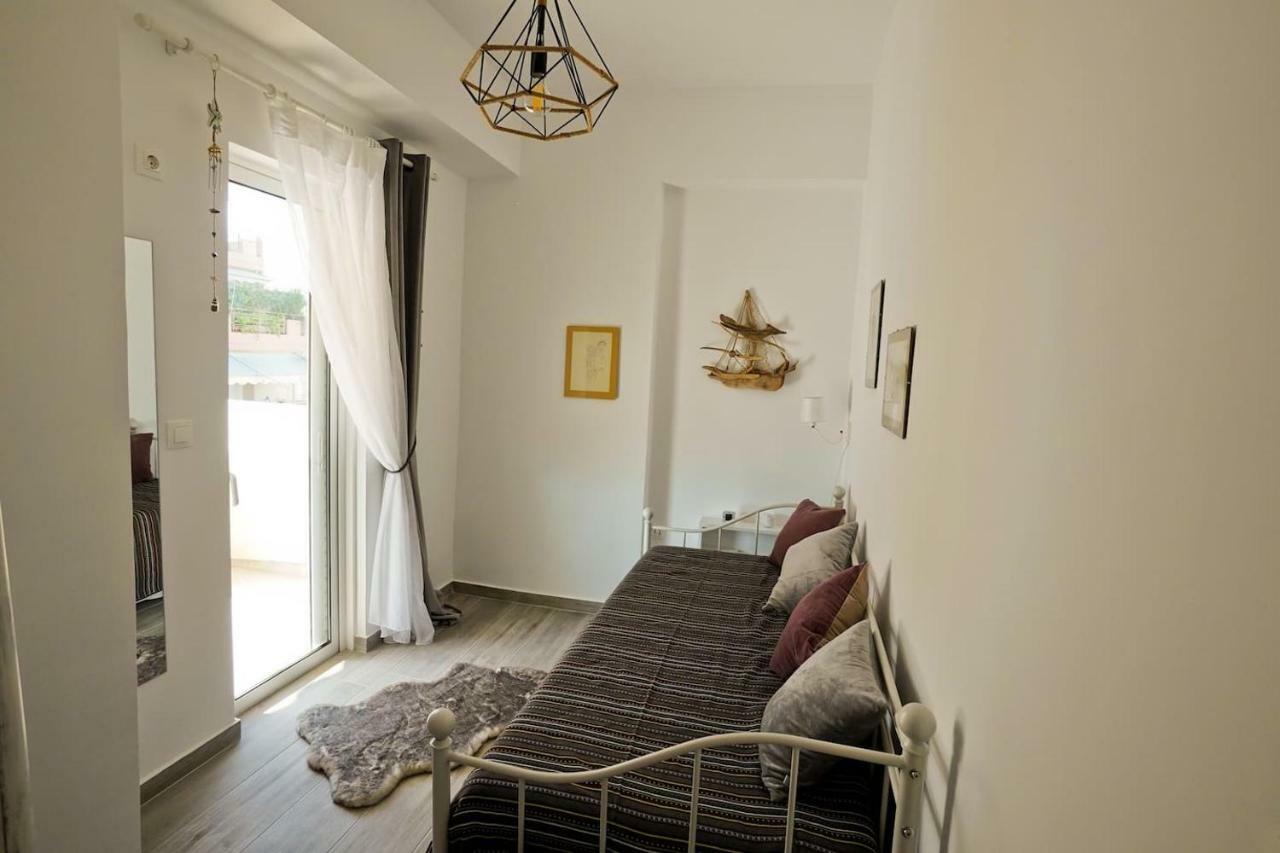 Athens Central Apartment 2 Mins To Metro Atenas Exterior foto