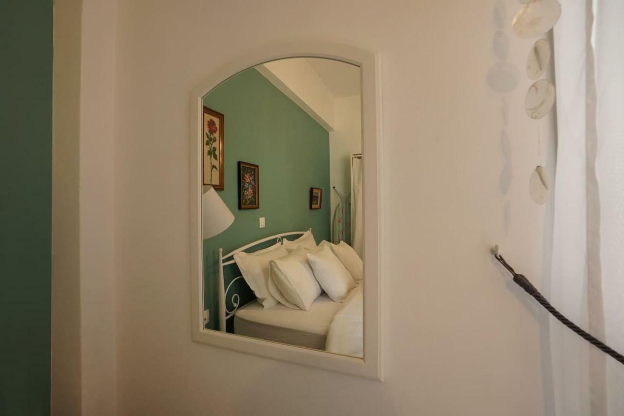 Athens Central Apartment 2 Mins To Metro Atenas Exterior foto